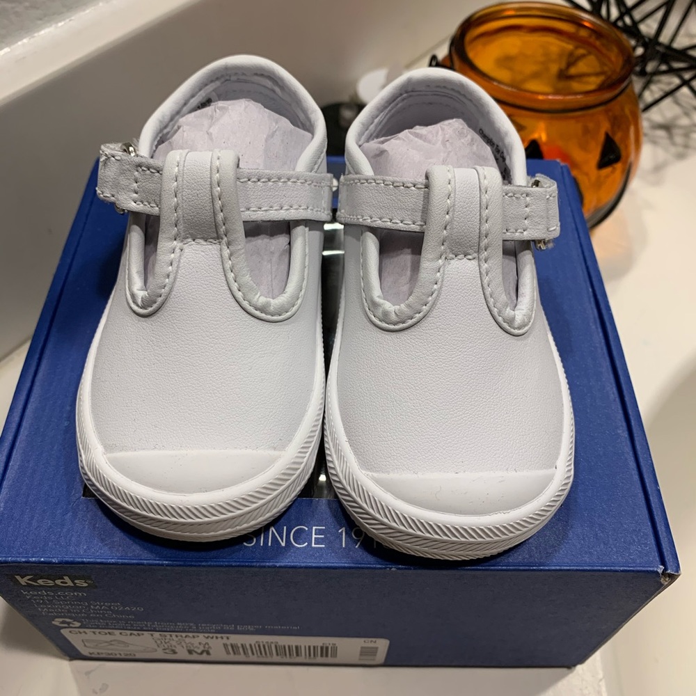 Baby keds flats